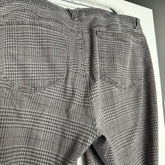 Democracy Ab Technology Gray Plaid Jeans Size 18 - Picture 8 of 11